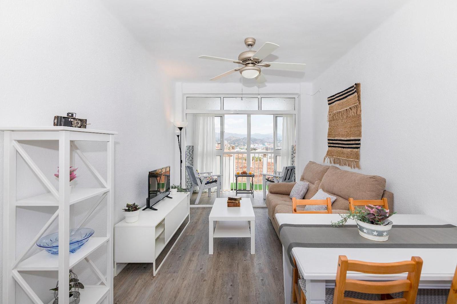 Impresionante Vista Al Mar - Elegante Apartamento Málaga Buitenkant foto