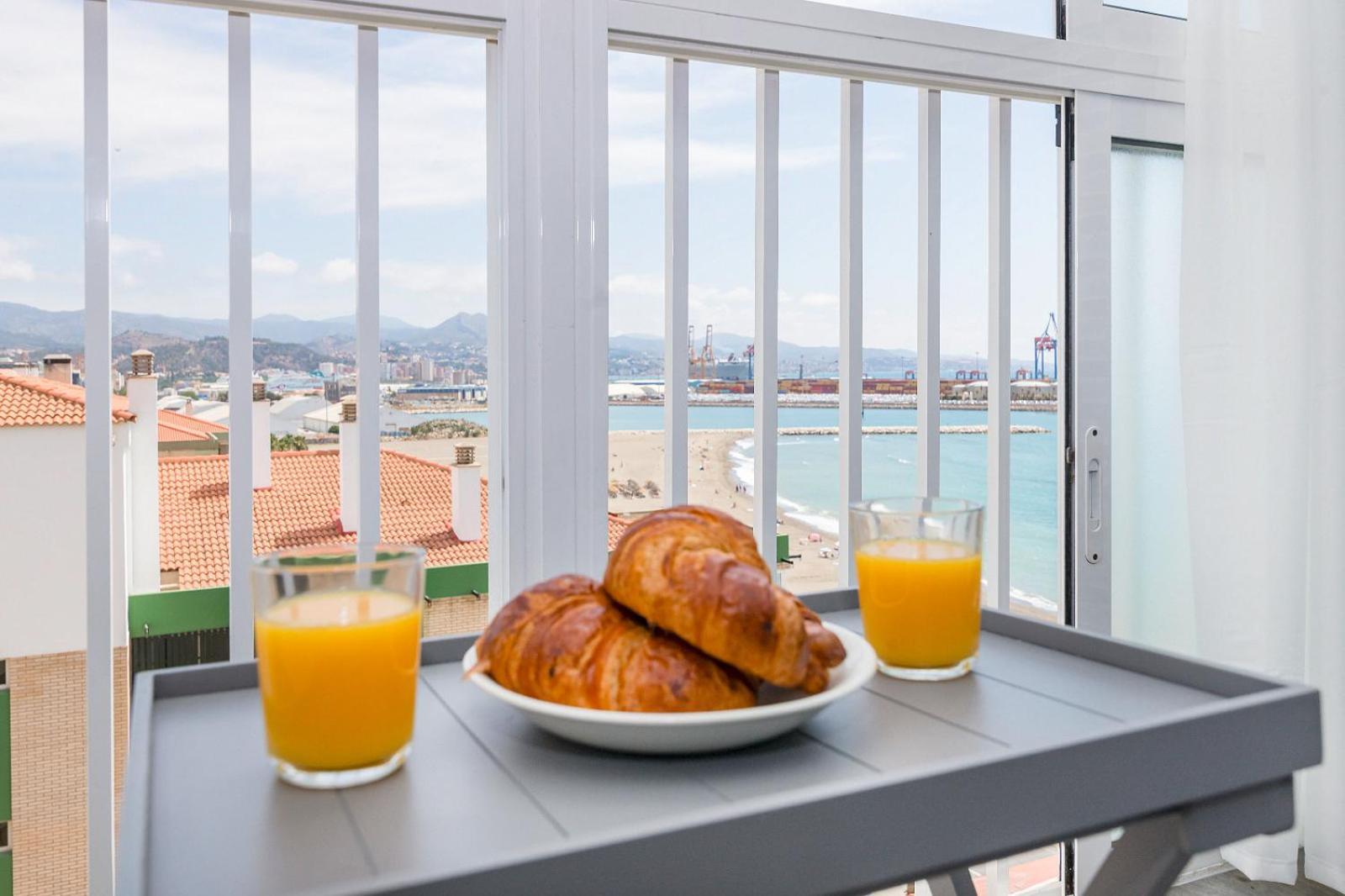 Impresionante Vista Al Mar - Elegante Apartamento Málaga Buitenkant foto